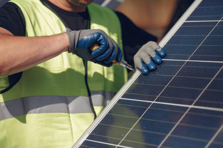 Lee más sobre el artículo Diseño de instalaciones solares fotovoltaicas